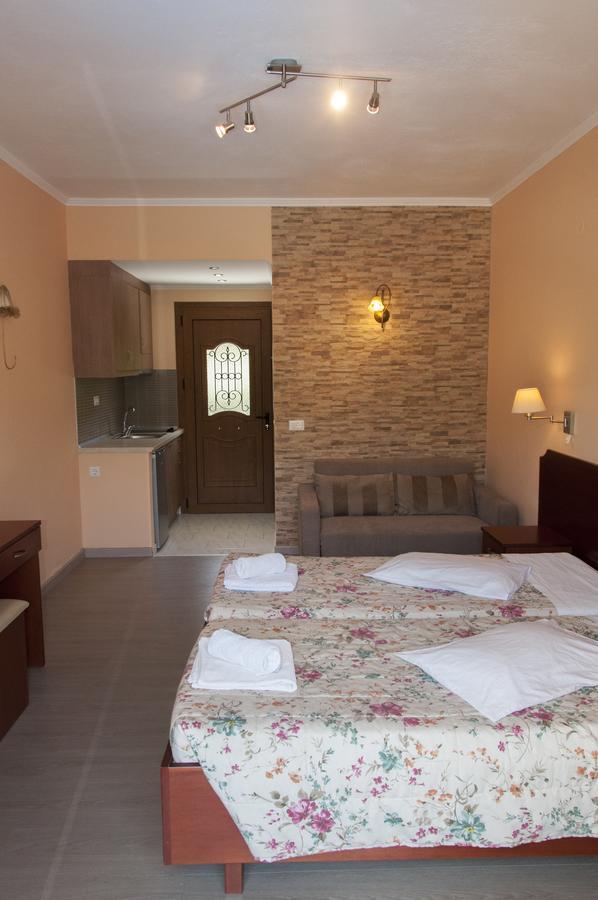 Villa Birlis Liapades Exterior foto